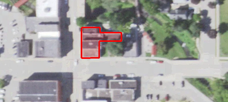 106 Main St