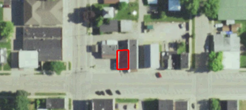 102 Walnut St
