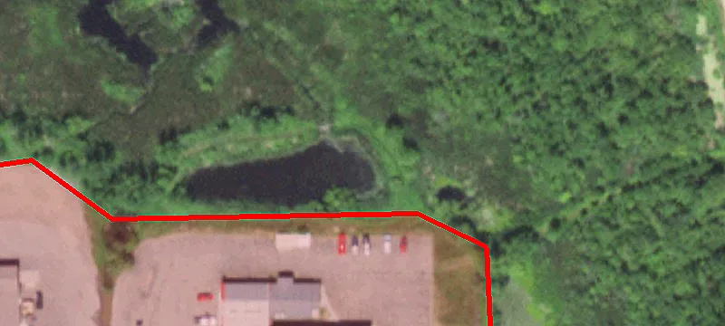 12 Robertson Rd