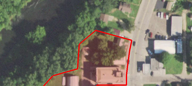 619 Main St