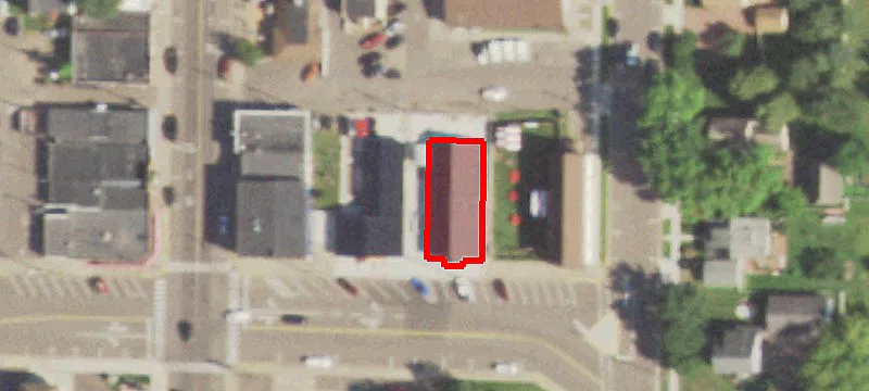 108 Douglas St
