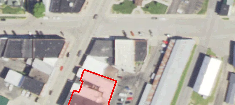 101 Main St