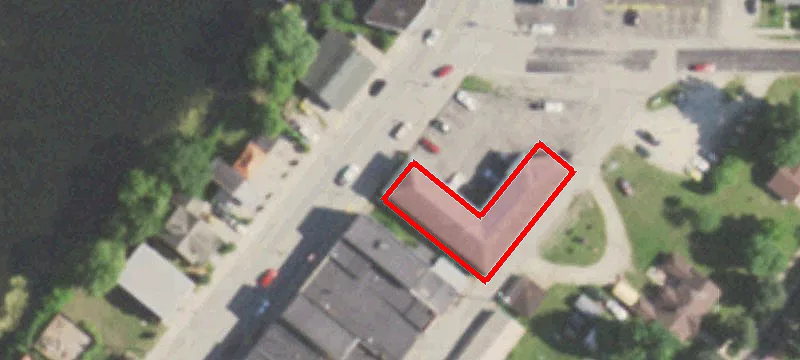 425 Main St