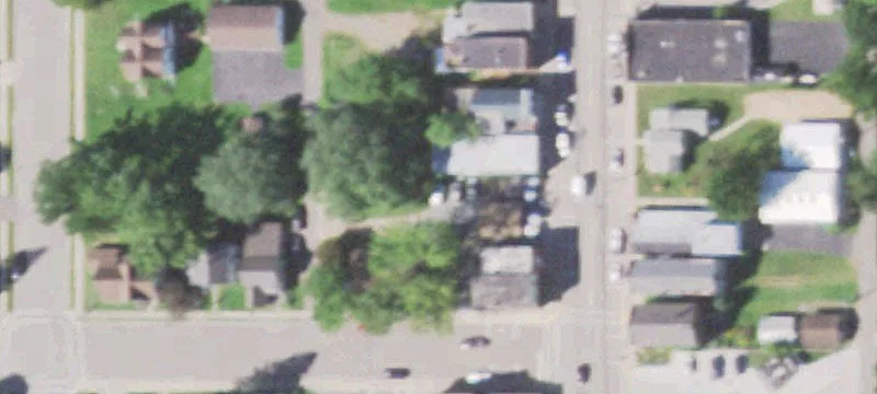 129 Main St