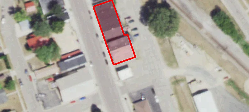127 Main St