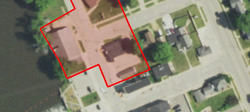 126 Water St