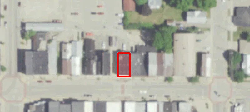 122 Main St