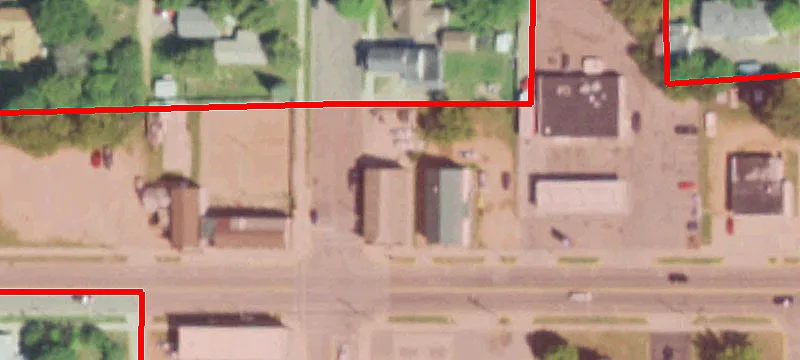 1324 Main St