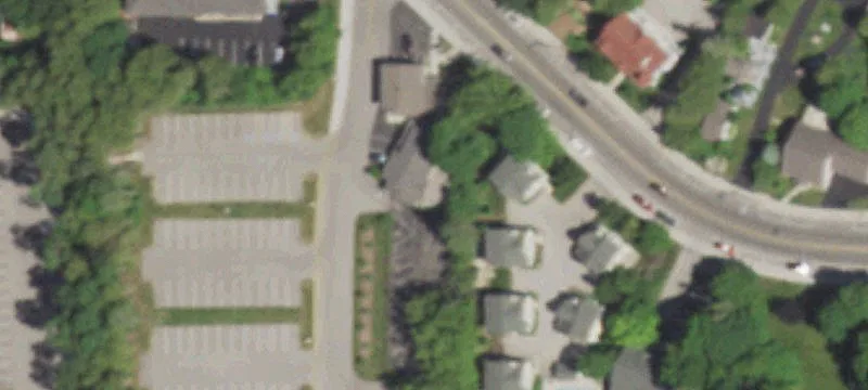 4075 Main St
