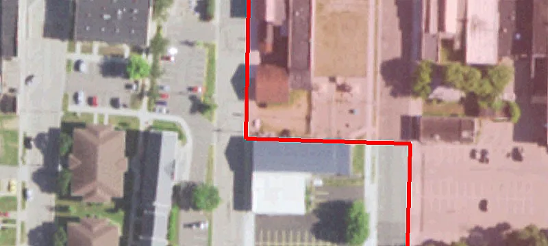 524 Edison St