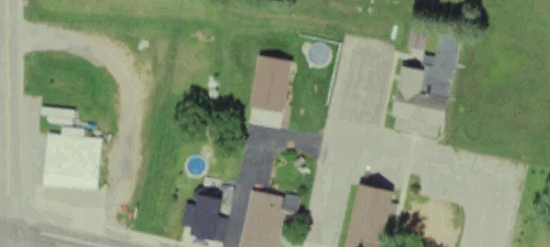 3882 County Rd P P