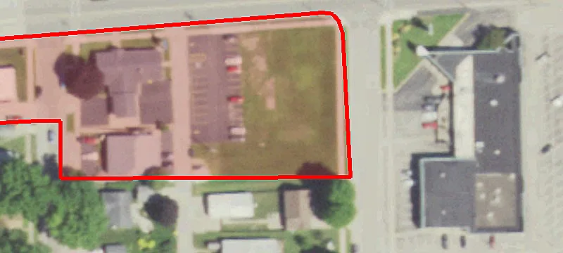 630 Blackhawk Ave