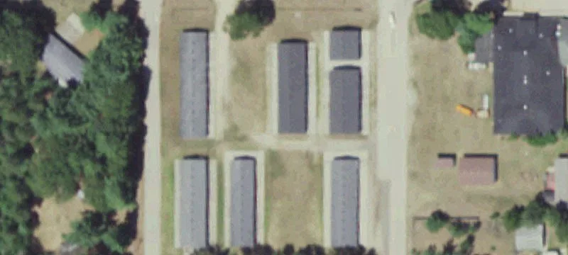 1915 Deerborn Ln