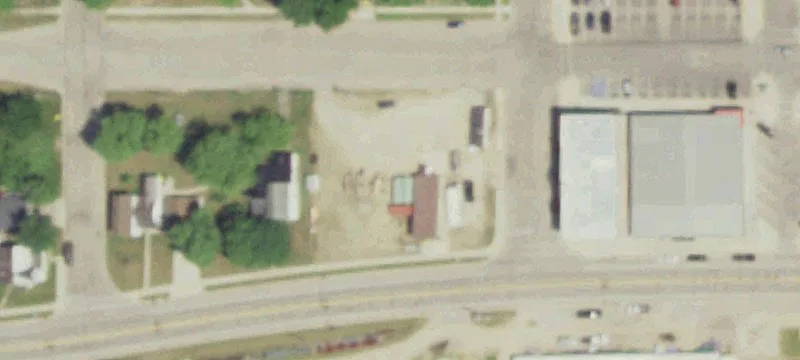 204 Frnt St