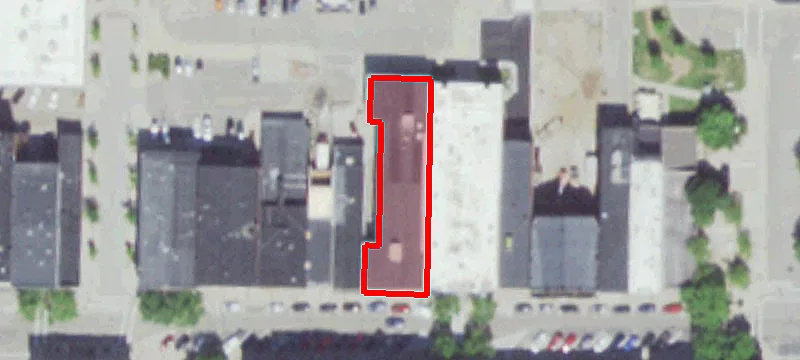 1052 Main St