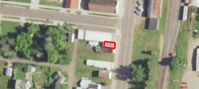 1327 Railroad Ave