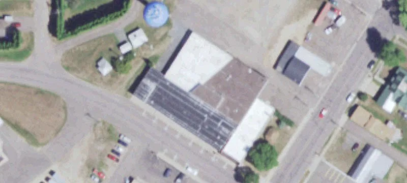 527 3rd Ave