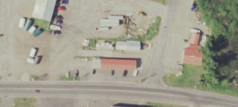 1060 Elm St
