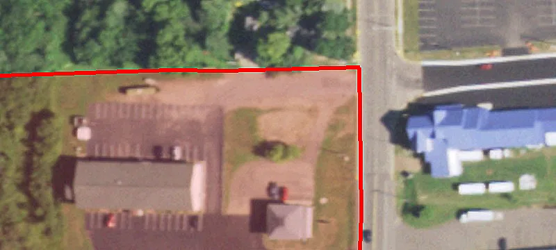 706 Lk Ave