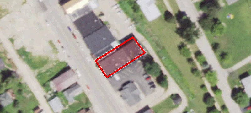 122 Main St