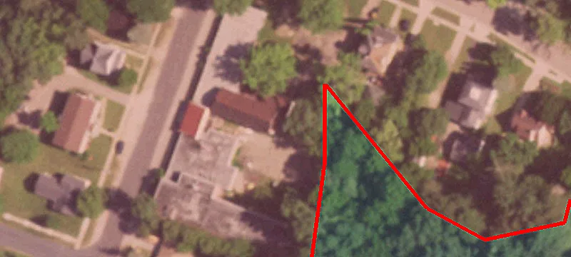 327 Waupaca St