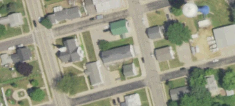 1915 Main St