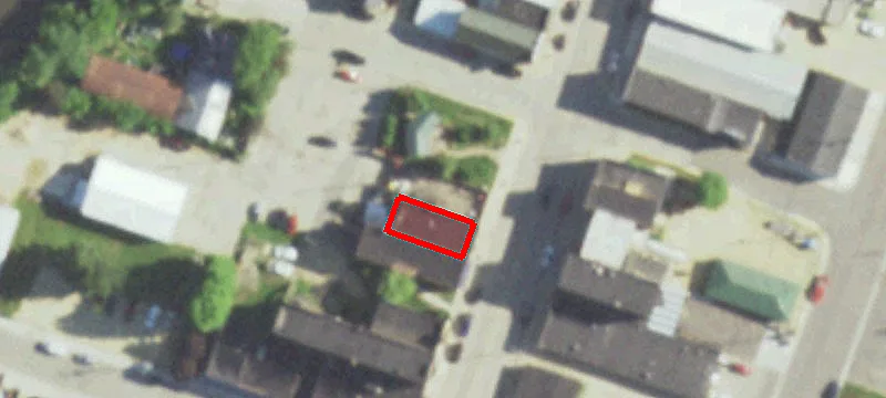 305 Main St