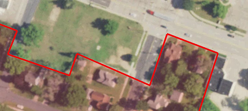 102 Waupaca St