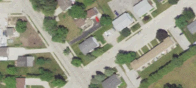 3704 Pkwy Blvd