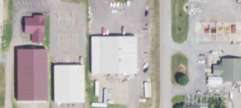 907 Frontage Rd