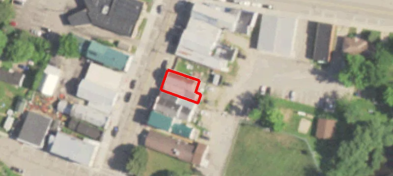 152 Main St