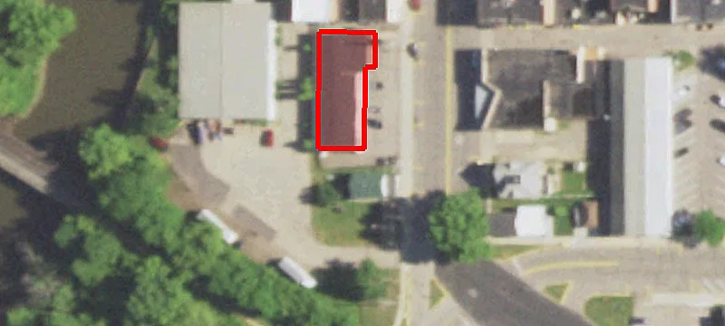 132 Webb Ave