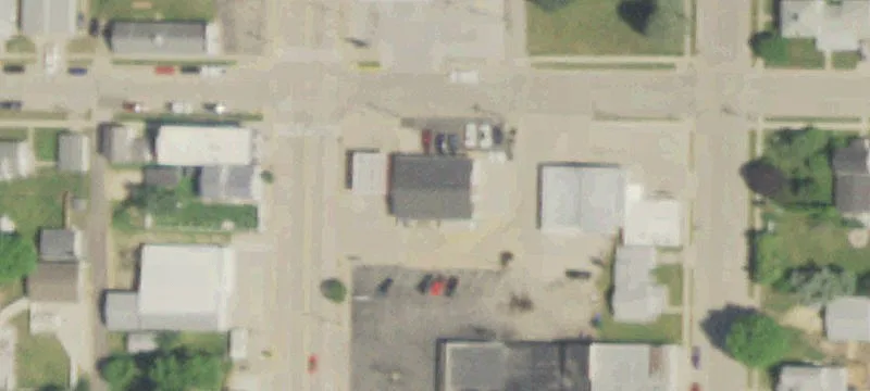 302 Main St