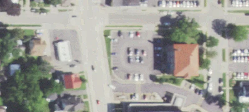 405 Main St