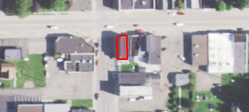 102 Lincoln Ave