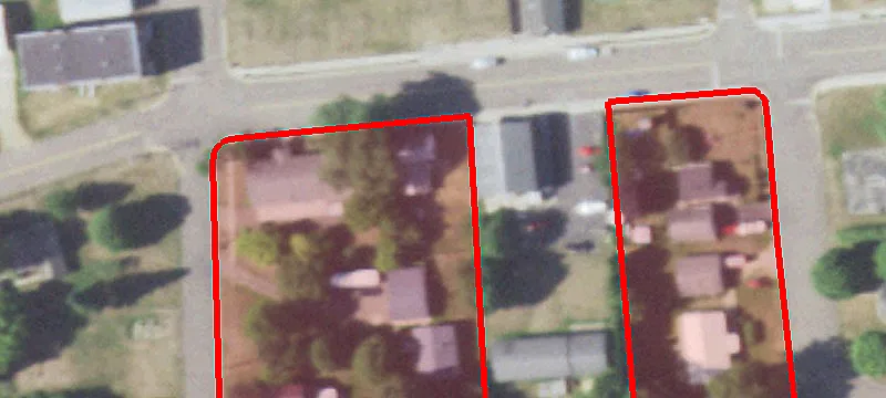 418 Main St