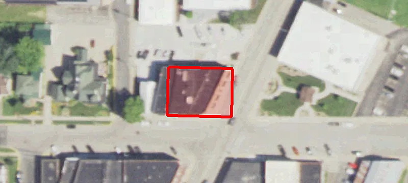 100 Main St