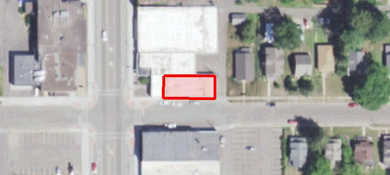 109 Maple E St