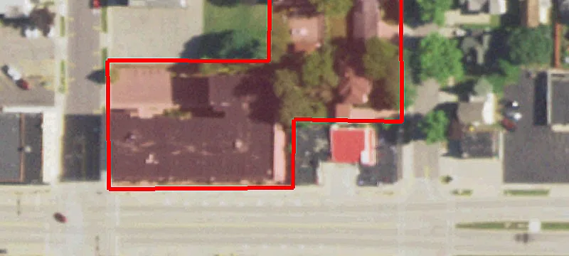 325 Main St