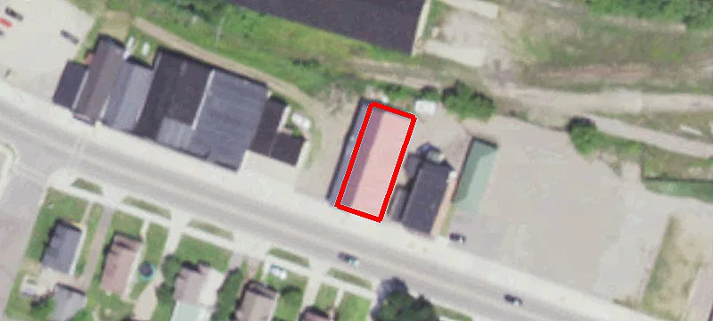 1033 Main St