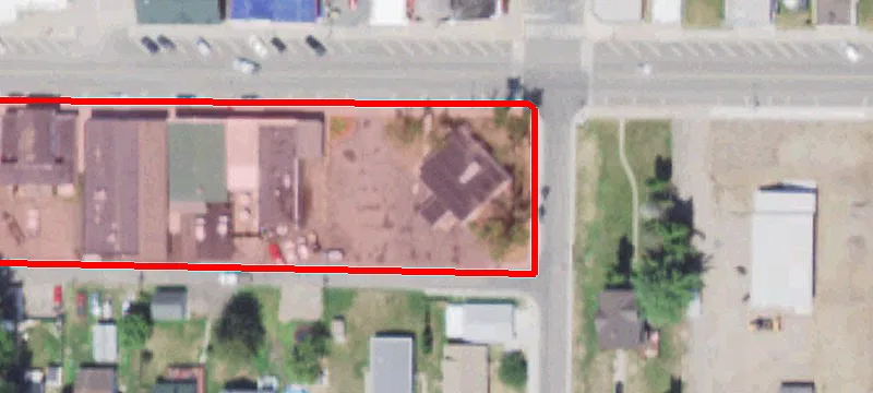 21 Main W St