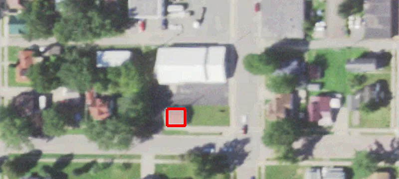 402 Grand Ave