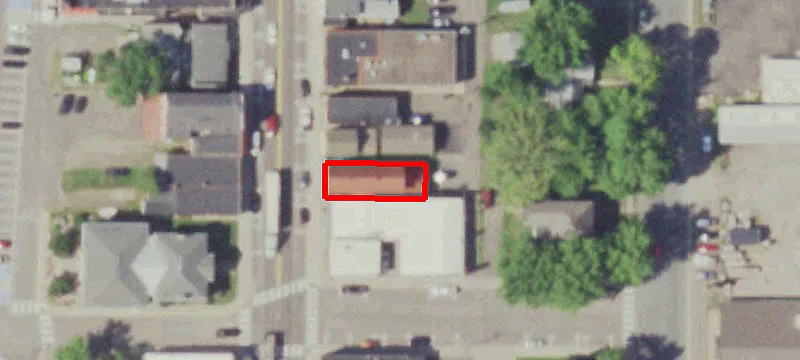 1316 2nd Ave