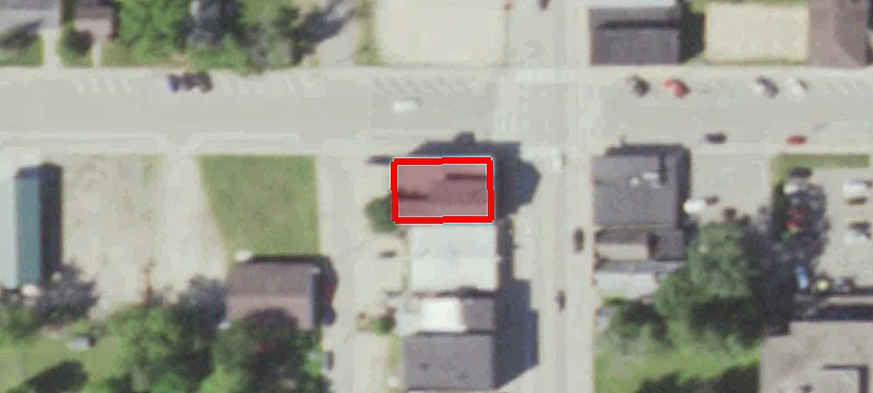 301 Main St