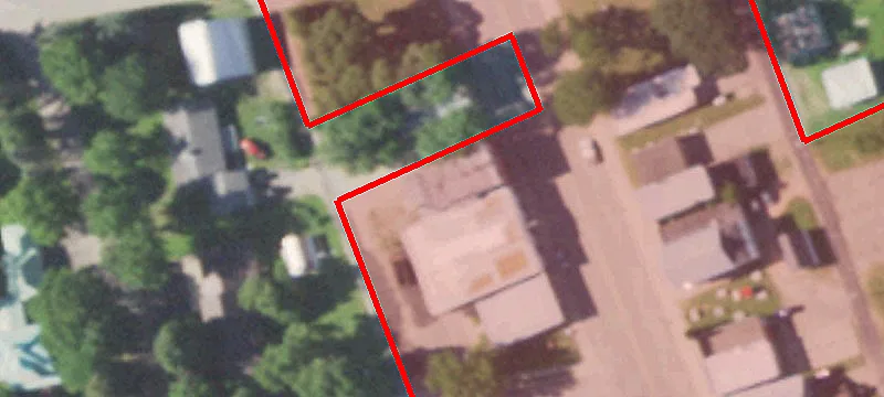 126 Main St
