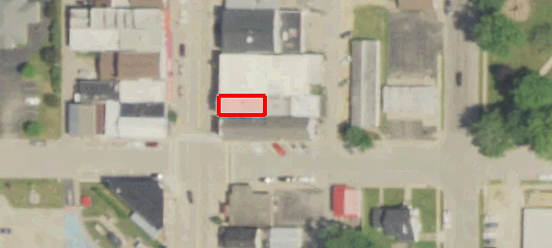 124 Main St