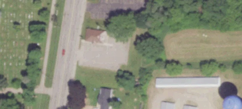 305 Main St