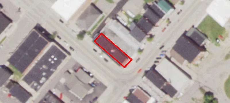 815 Water Ave