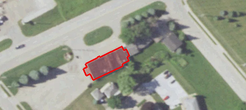 704 Hyland Ave