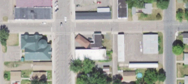 300 Main St